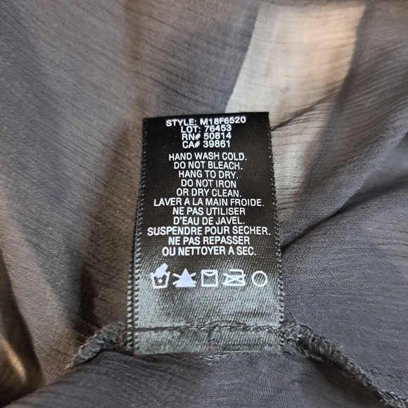 Tahari Silk Top Size Large - Picture 13 of 14